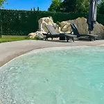 Duplex Oliveraie Piscine Au Sel Marin Et Parking Apartmán *